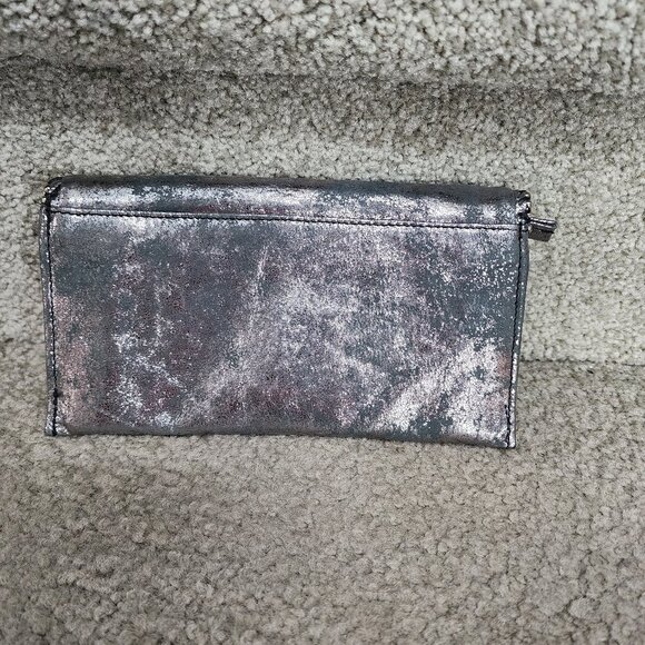 Latico Eloise Leather Wallet Distressed Platnium - Picture 2 of 11